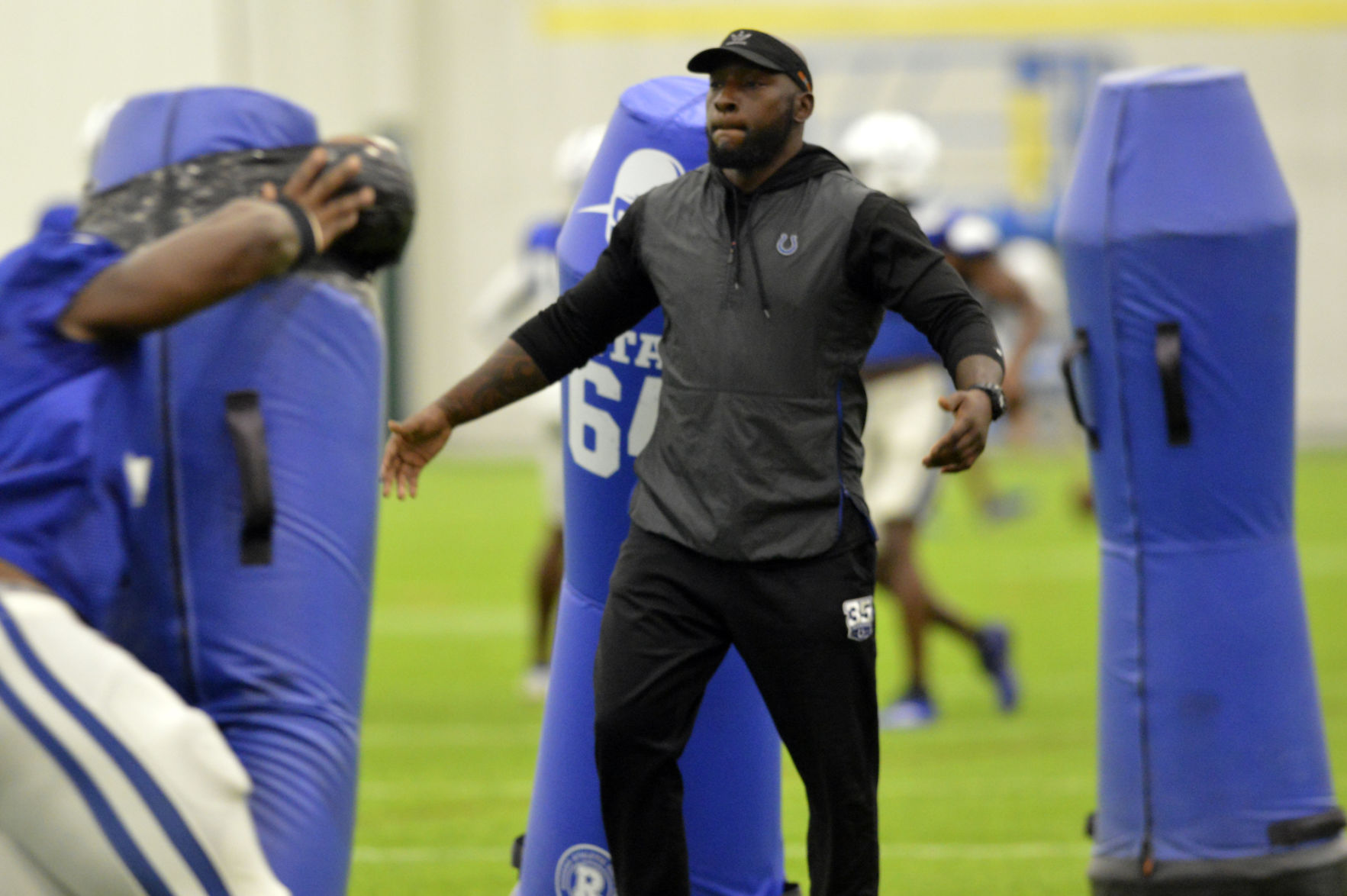 Robert Mathis.jpg